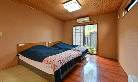 Open-Air Japanese & Western Style